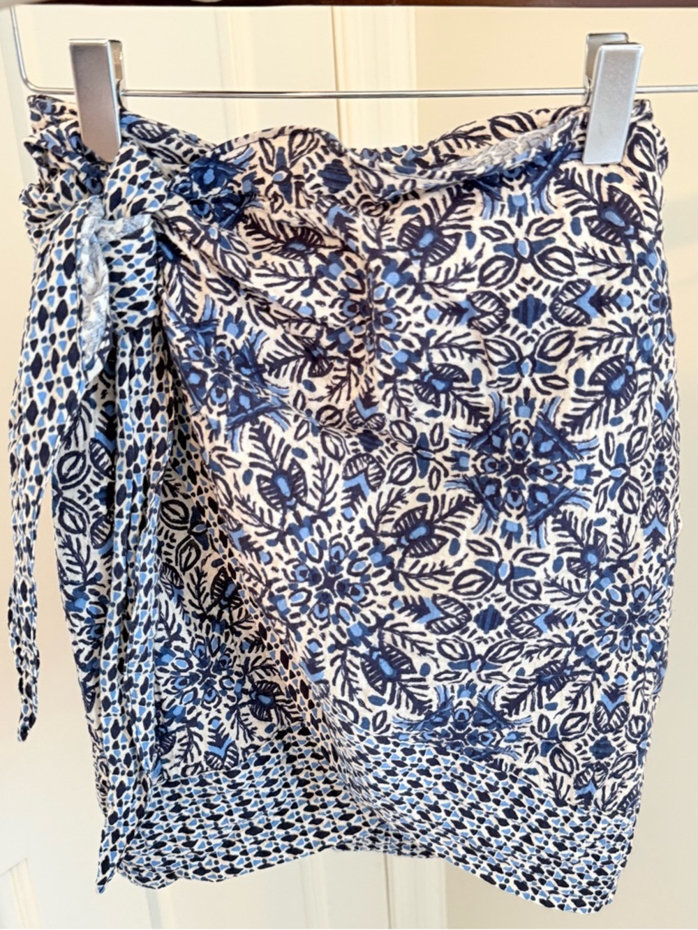 ✨NWT✨ Zara Blue & White Print Mini Wrap Skirt XS
